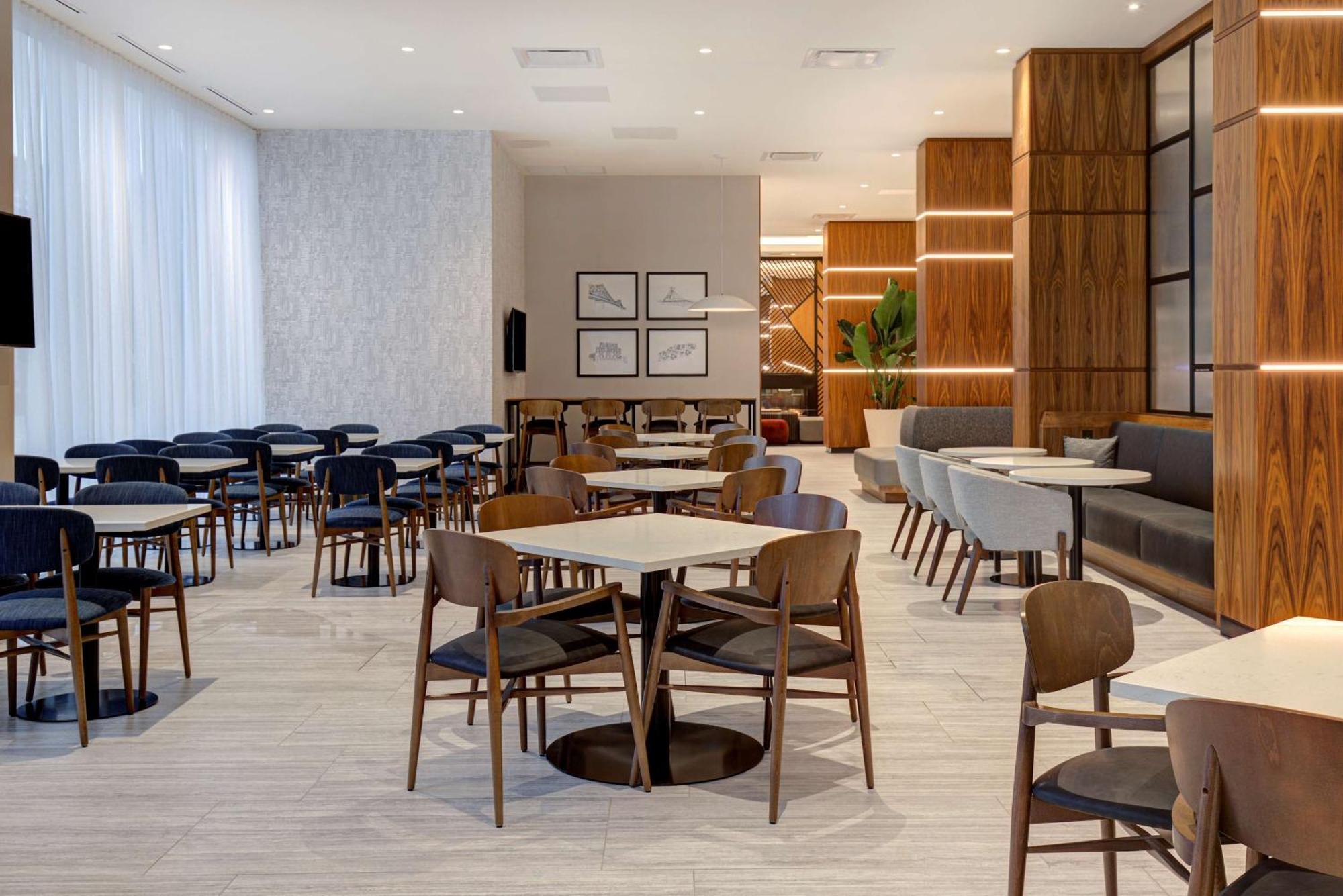 Homewood Suites By Hilton Montreal Downtown Exteriér fotografie