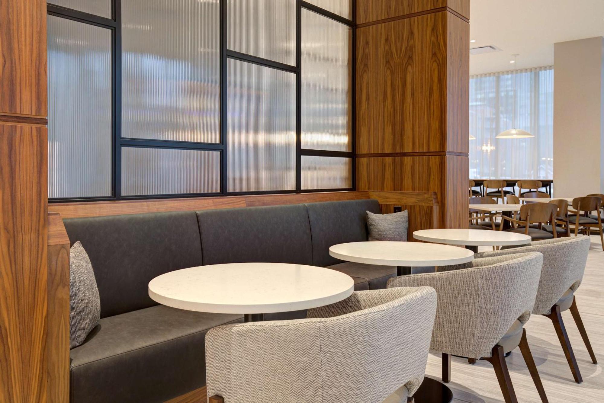 Homewood Suites By Hilton Montreal Downtown Exteriér fotografie